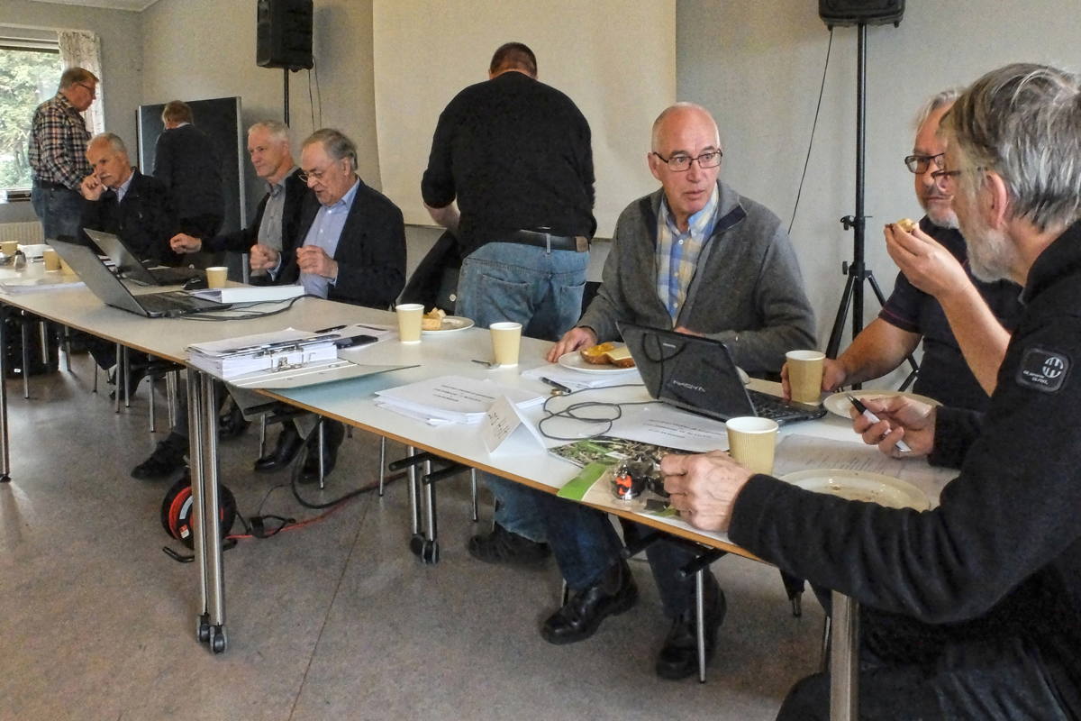 Bestyrelsen Goer Sig Klar Til Generalforsamling 2016 Web